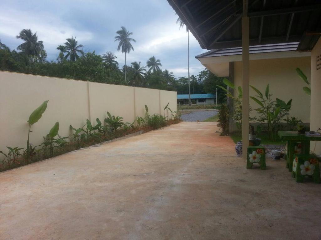 Khanom Garden Suite Bilik gambar