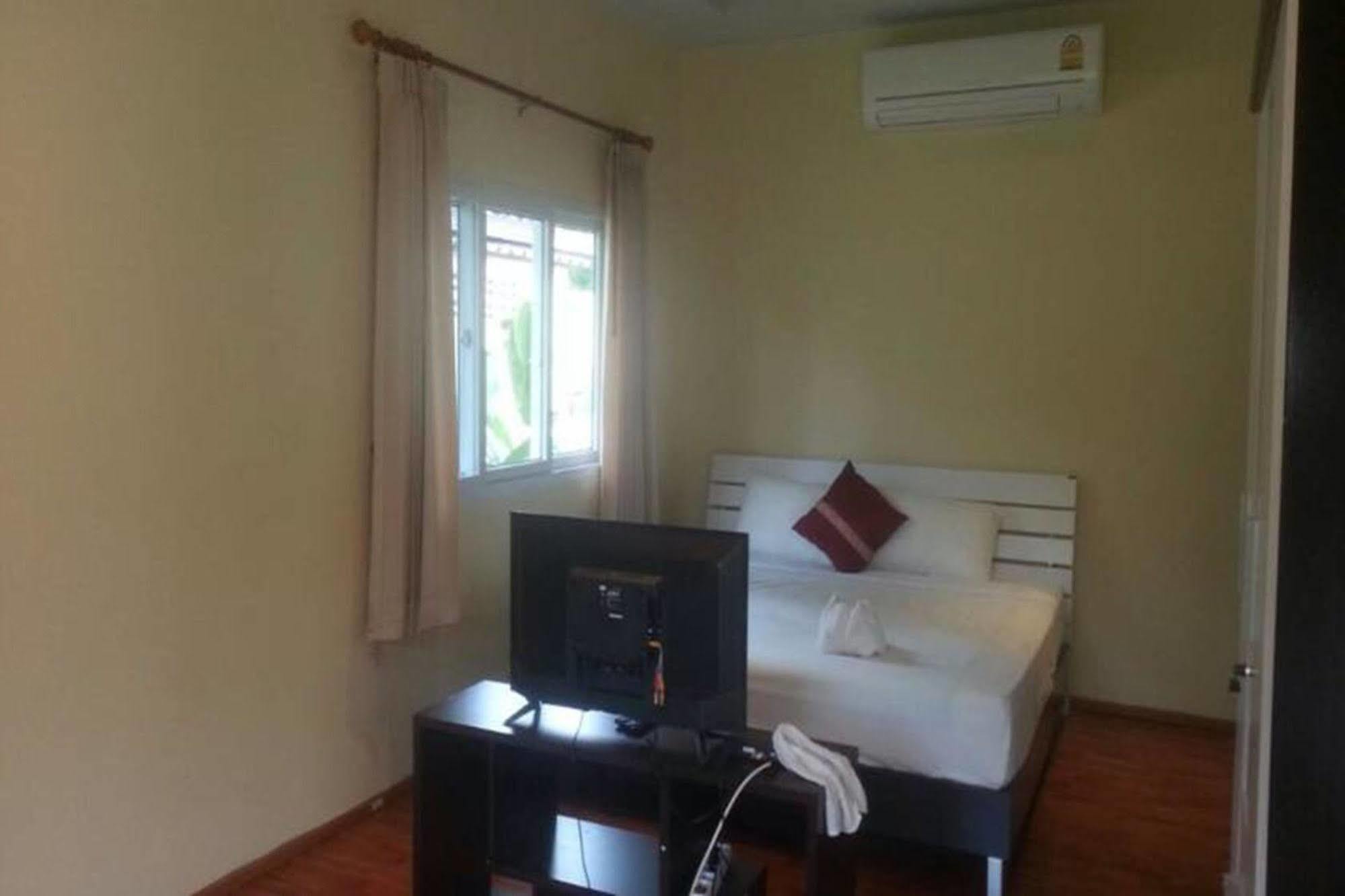Khanom Garden Suite Luaran gambar